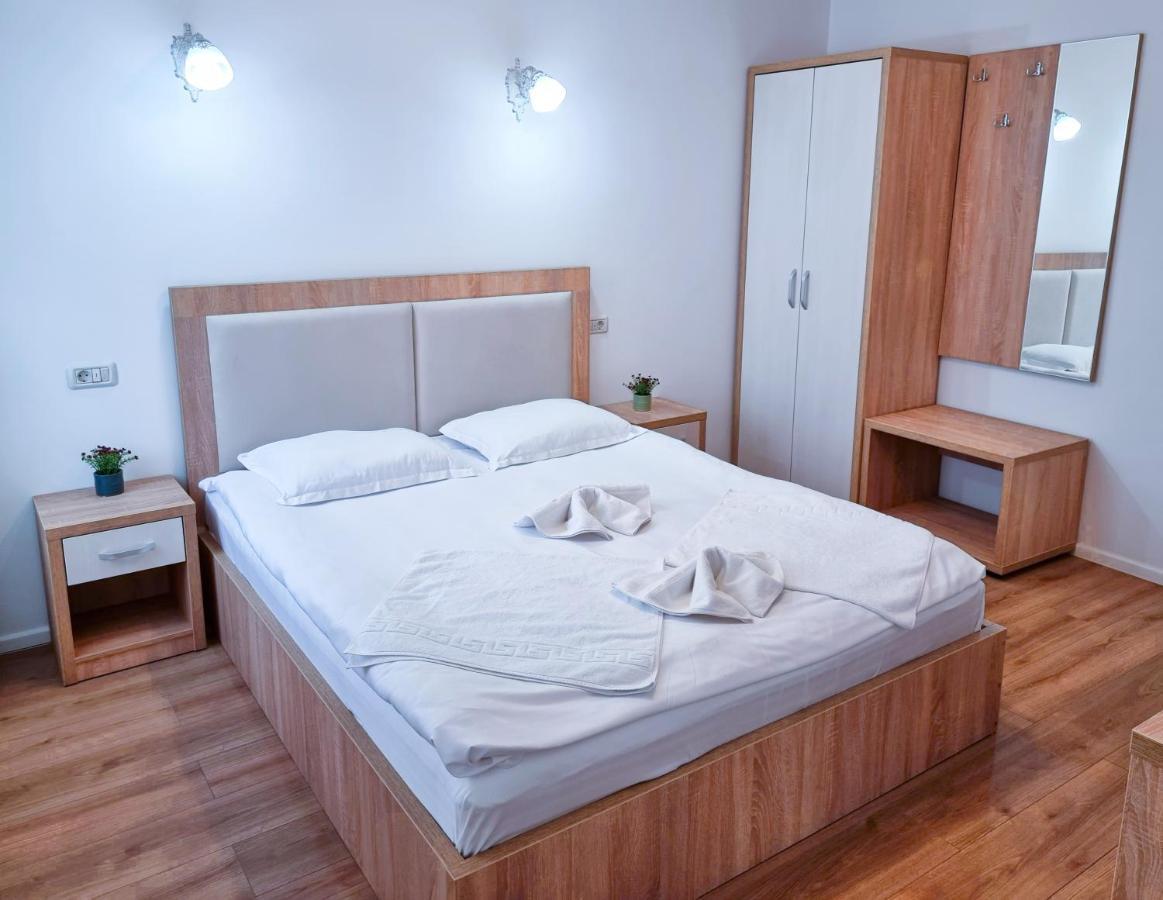 Vila Victoria Moldovita Buitenkant foto